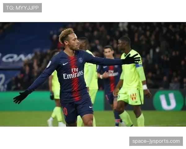 巴黎圣日耳曼本赛季欧冠13场轰入36球，场均2.77球火力冠绝全欧